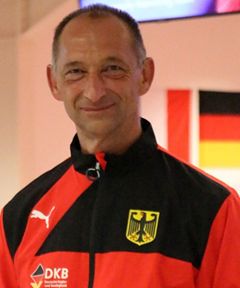 Bundestrainer und Vereinstrainer Günther Doleschel