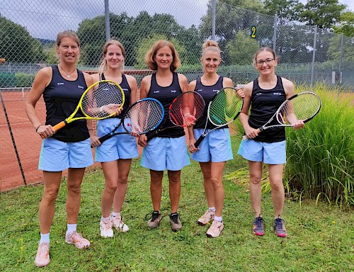 von links:  Conny Burger, Michaela Rathgeb, Tanja Kretz, Marina Müller, Heidrun Lind.  Es fehlen Carina Lorenz, Sara Hartmann